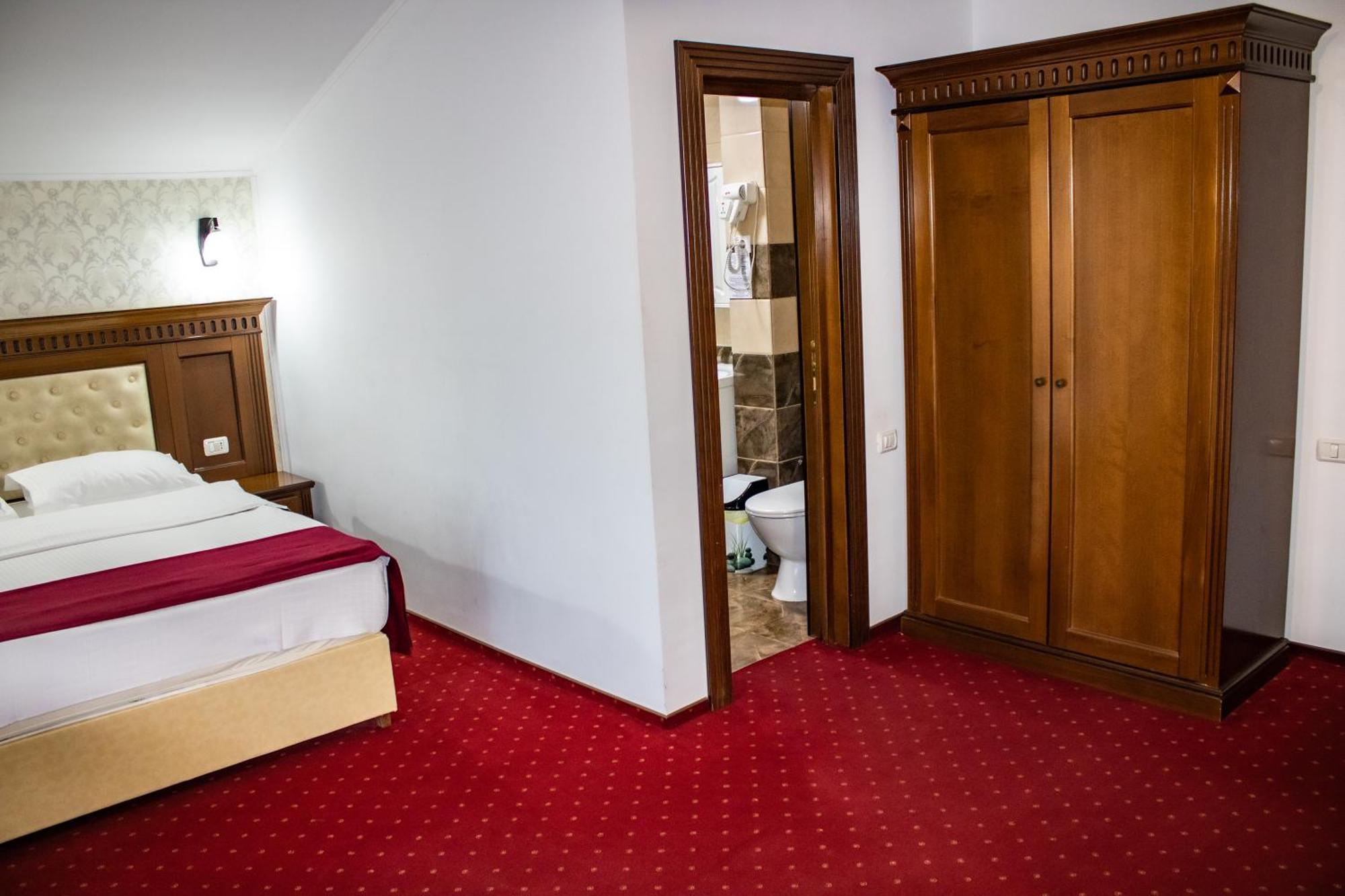 Hotel Rebis Brăila Buitenkant foto