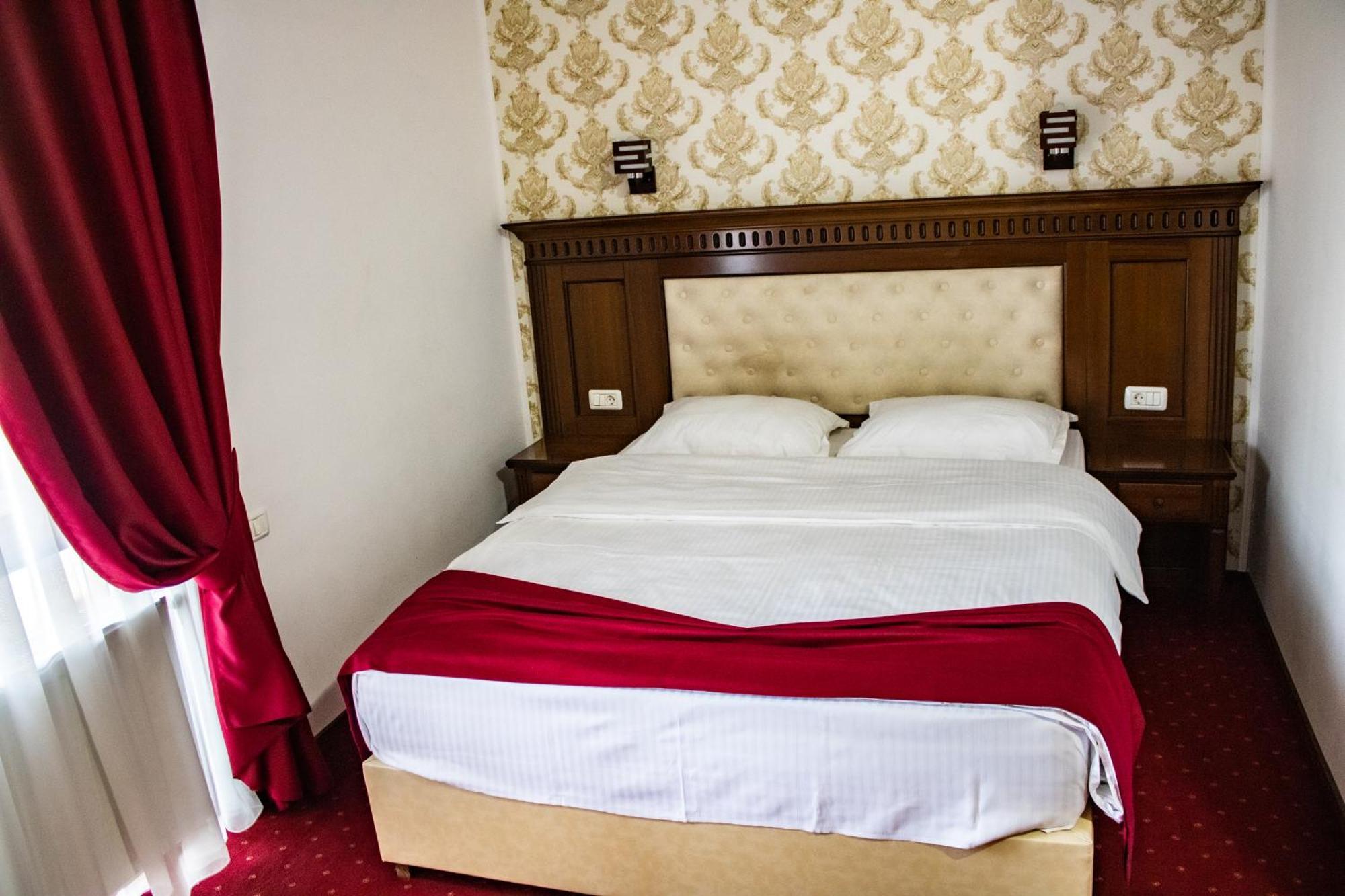 Hotel Rebis Brăila Buitenkant foto