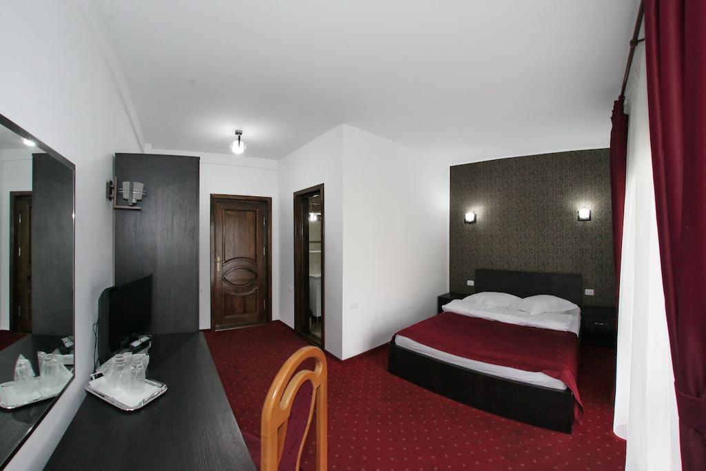 Hotel Rebis Brăila Buitenkant foto