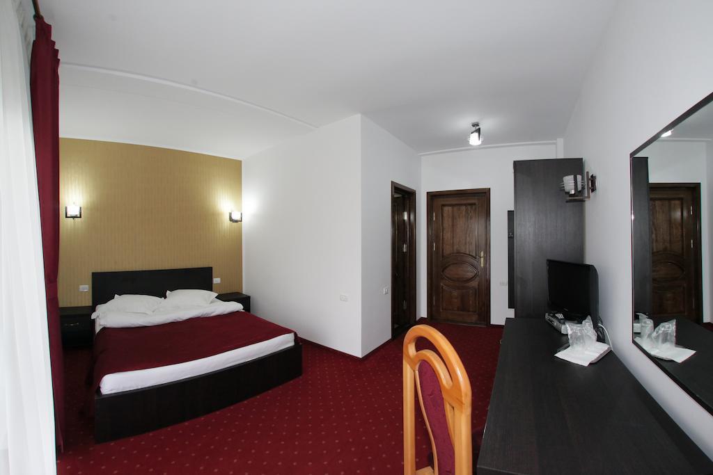 Hotel Rebis Brăila Buitenkant foto